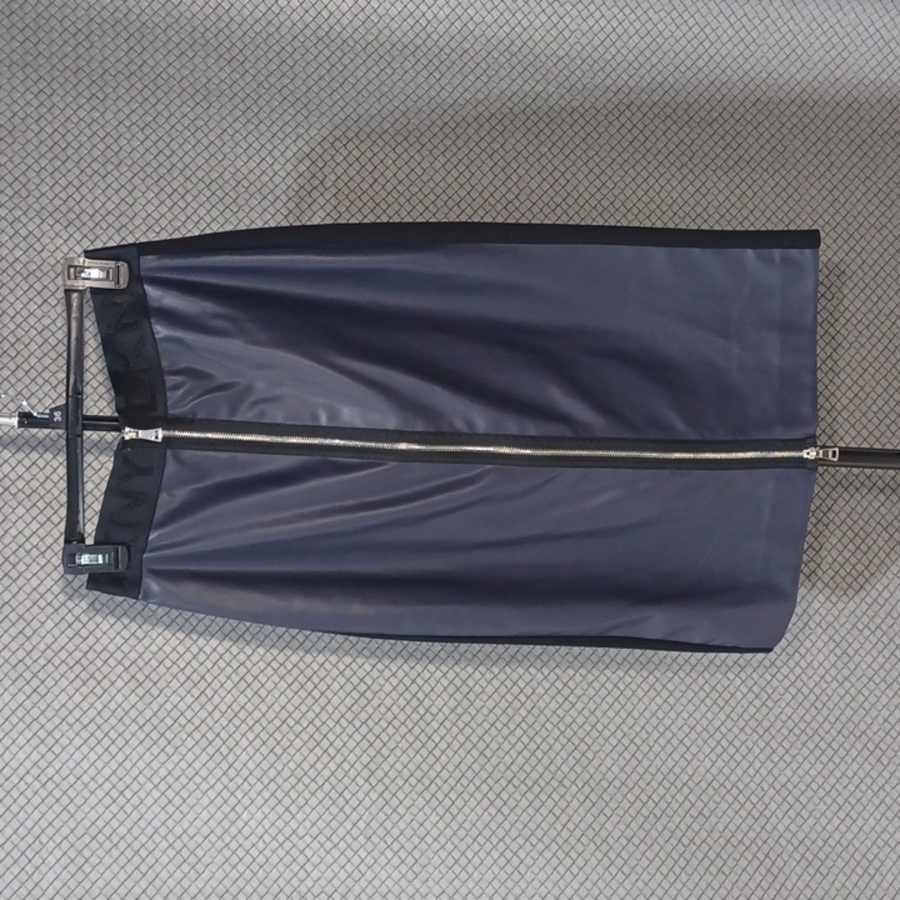 DKNY size S Blue Black Faux Leather Front with Front Zipper Pencil Skirt